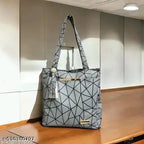 New style hand bag for girls - Grabbitry