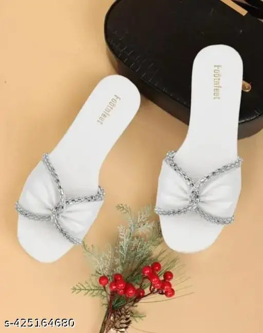 White lace slipper - Grabbitry